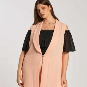 Gilet con scollo a scialle e bottone curvy