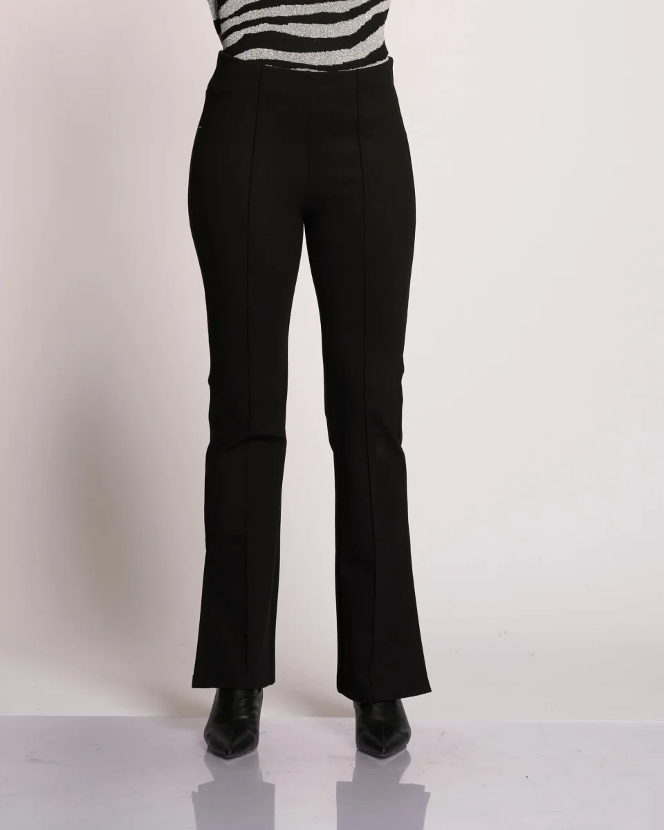 Pantalone a zampa con impuntura e spacco - immagine 3