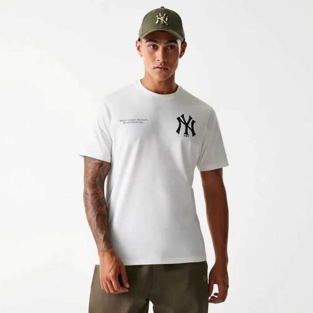 New Era T-Shirt MLB Arch Grphc Reg Tee Neyyan Uomo 60667714 - immagine 2