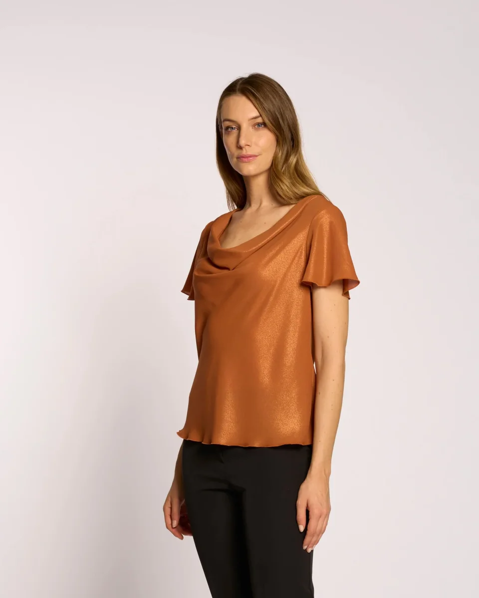 Top in georgette laminata con scollo a cappuccio - immagine 5