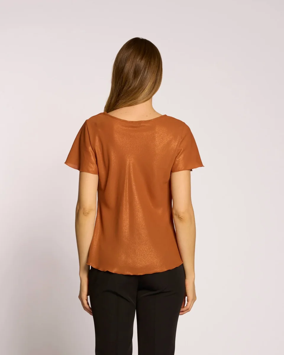 Top in georgette laminata con scollo a cappuccio - immagine 6
