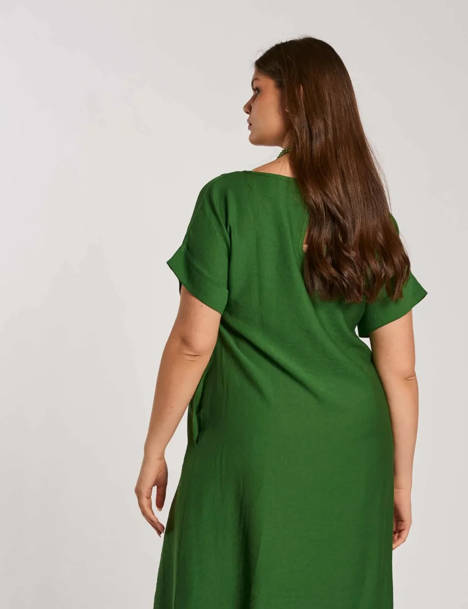 Vestito corto svasato con tasche - immagine 6
